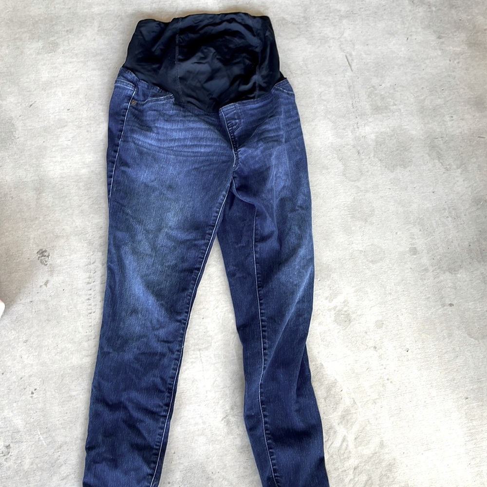 Maternity skinny jeans